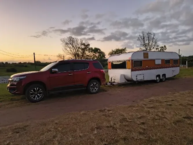 Vendo trailer turiscar diamante 6.6