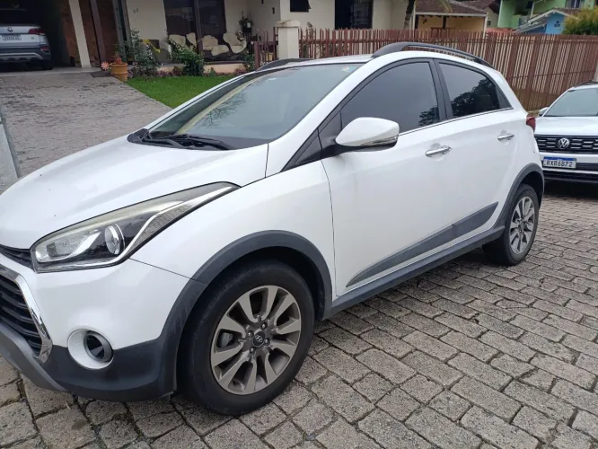 Hyundai HB20X Premium 1.6 Flex 16V Aut. 2017