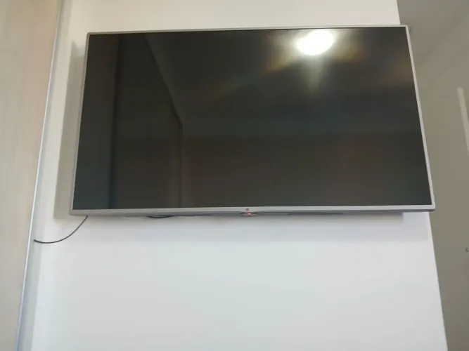TV de 55" LG 55LB5600 com tela LED Full HD