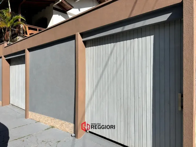 LOCACAO GALPAO COM ESCRITORIO 128M2 EM BC