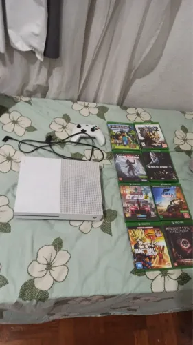 XBOX ONE S 1TB
