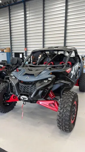 UTV Maverick R + 25K acessórios