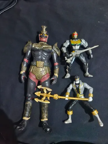 Lote power rangers e kamen rinder bandai