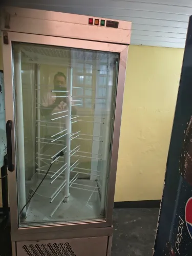 Expositor vertical refrigerado 220voltz 