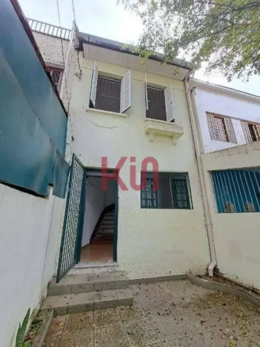 Casa à venda na Bela Vista, São Paulo-SP: 2 quartos, 2 banheiros, 1 vaga de garagem e 110,