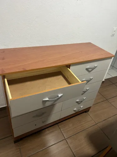 Vendo rack e cômoda em ótimo estado de conservação, aceito proposta