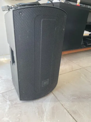Caixa JBL Max 12