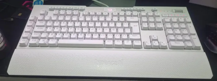 Teclado Gamer Redragon Brahma Pro K586w, RGB, Switch Optico brown, Branco