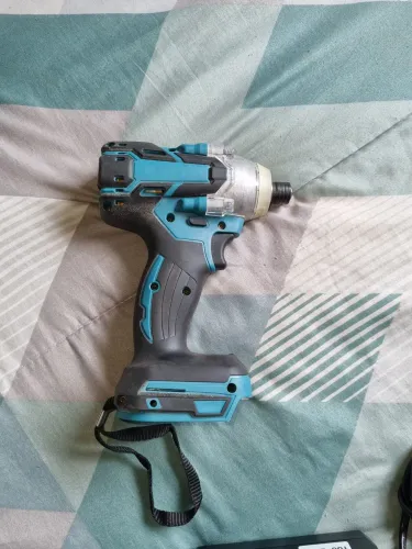 Vendo Parafusadeira de Impacto