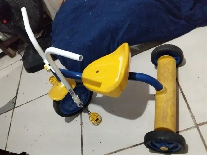 Troco por um carrinho de bebê