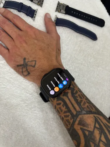 Apple Watch Ultra 2 GPS + Celular - Caixa natural de titânio de 49 mm