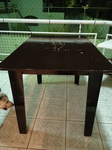 Mesa 1,20 x 0,90 + 4 cadeiras