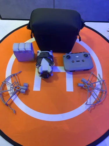 DJI MINI 4 PRO COMBO FLY MORE