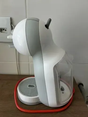 Vendo cafeteira Dult, Gusto estado de nova.