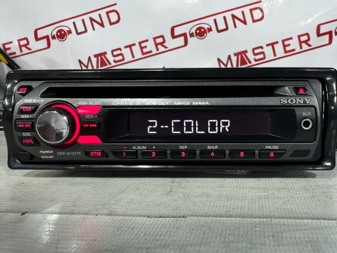 Cd rádio Bluetooth Sony seminovo na oferta só 299,00
