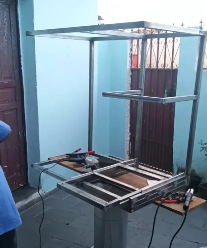 Estrutura pronto em Metalon pra lava jato delivery no porta malas. Doblo ,Fiorino