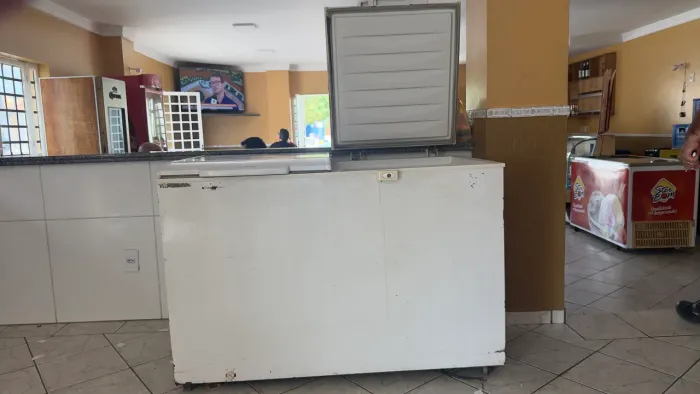 Freezer 2 portas H400