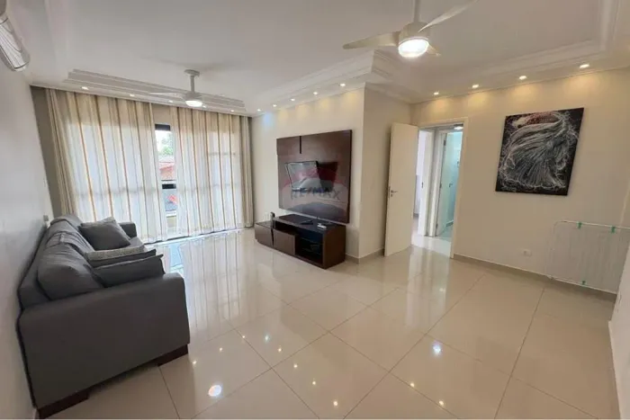 Apartamento para comprar na Praia do Tombo - 2 dormitórios