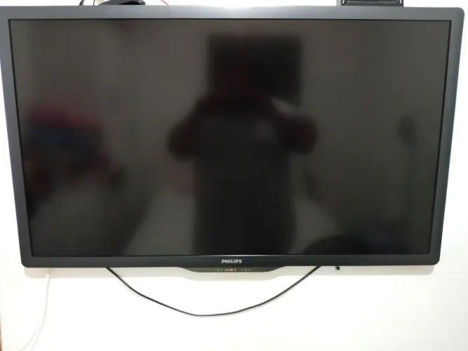 Tv Philips 46Pol Ambilight 