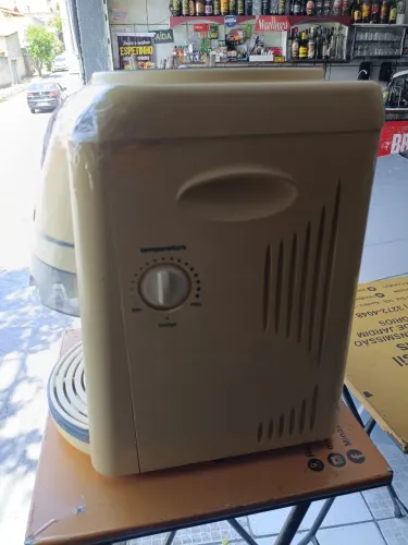 Bebedouro Refrigerado  para Galão 20 L