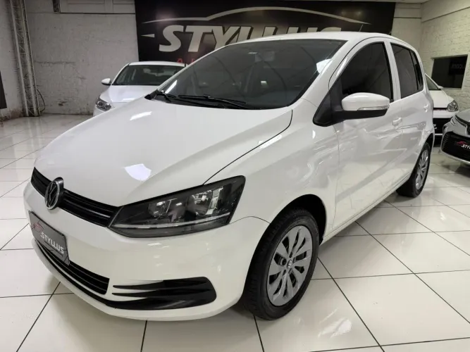 Volkswagen Fox Trendline 1.6 Flex 8V 5P 2015