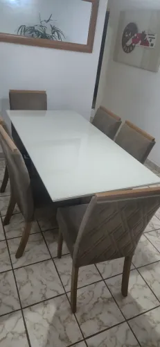 Conjunto Sala de Jantar Completo - Mesa + 6 Cadeiras + Aparador