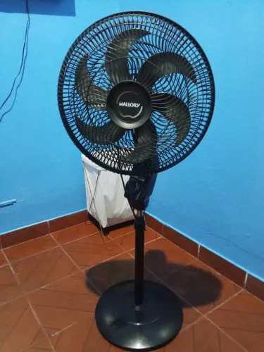 Ventilador Mallory semi novo