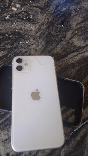 iPhone 11 com defeito! (Aceito trocas)