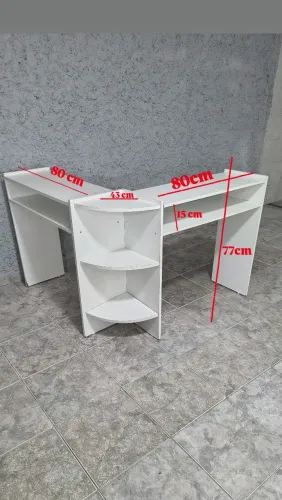 Mesa em L branca 