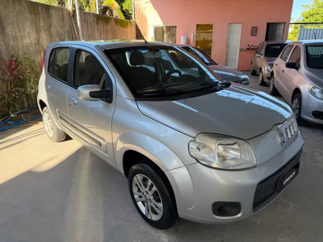Fiat Uno Vivace Celeb. 1.0 EVO F. Flex 8V 3P 2013
