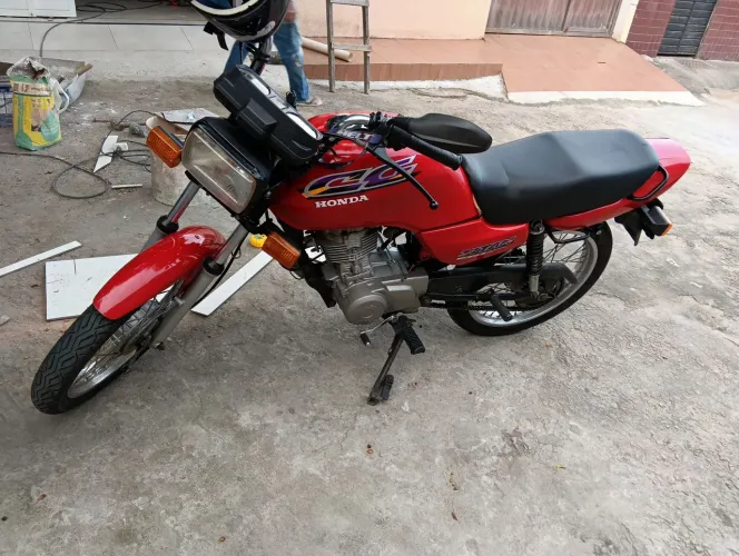 Troco em outra moto do meu agrado.