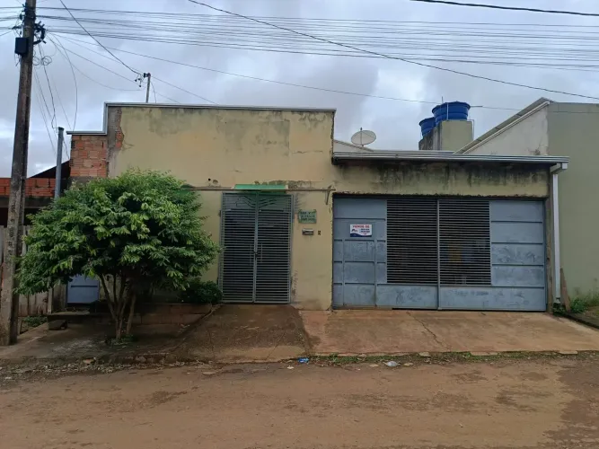 Imóvel para comprar, quitado, com uma ótima localização.