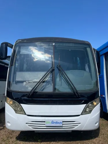 Ônibus disponível na Bilu Ônibus M.Benz/Neobus Road; Ano 2015/2015; Completo; Revisado;