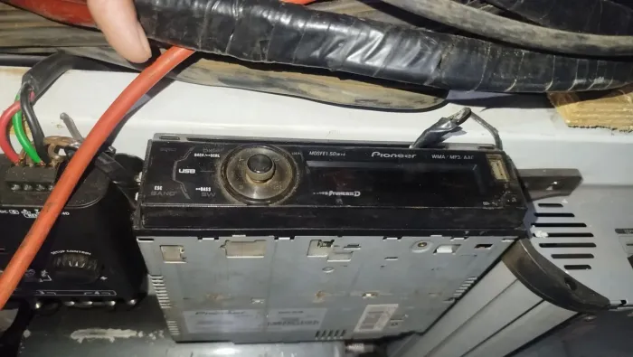 Peças de som automotivo 