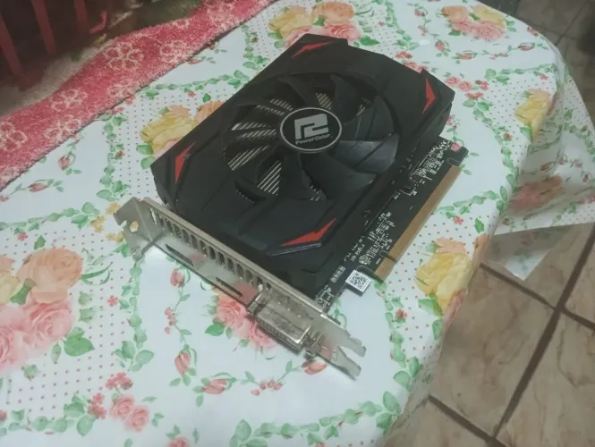Placa de vídeo Power Color Radeon RX 550 GB