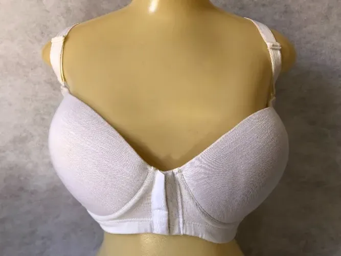 Sutiã Novo Branco Plus Size Nadador Abertura Frontal Bojo e Arame Moda Íntima Feminina