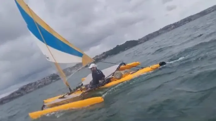 Caiaque hobie AI (1 Pessoa) - Trimarã
