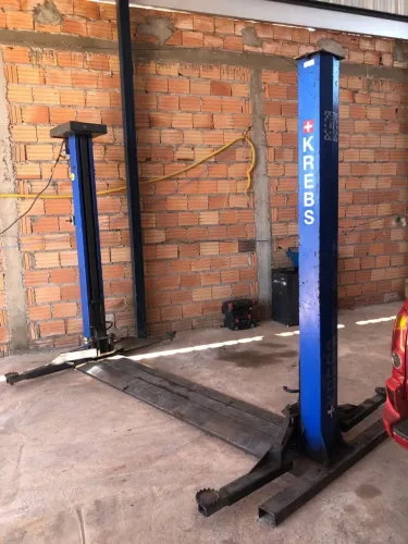 Elevador automotivo
