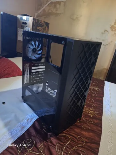 Gabinete gamer azza spectre