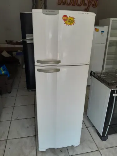 Geladeira Electrolux Dúplex. Ja incluso a entrega se for Rio preto 17. *
