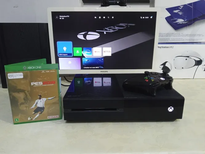 XBOX ONE FAT 500 GIGAS SEMI NOVO 