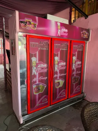 Vendo expositor 3 portas - boas condições