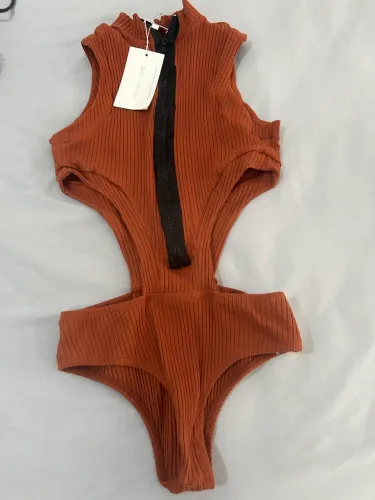 Body marca Kronne One