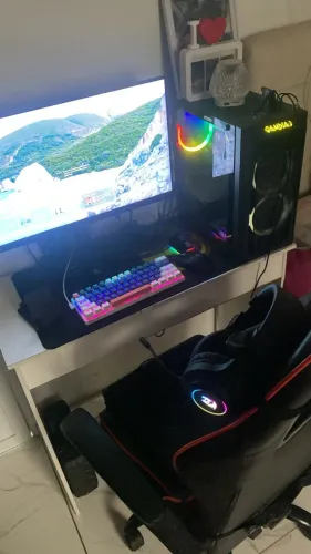 pc gamer completo como esta na foto (aceito troca em iphone )