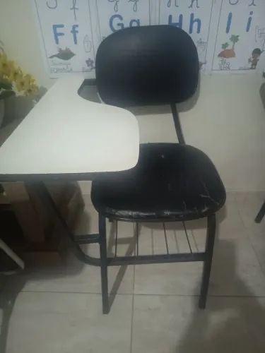 Cadeiras escolares 
