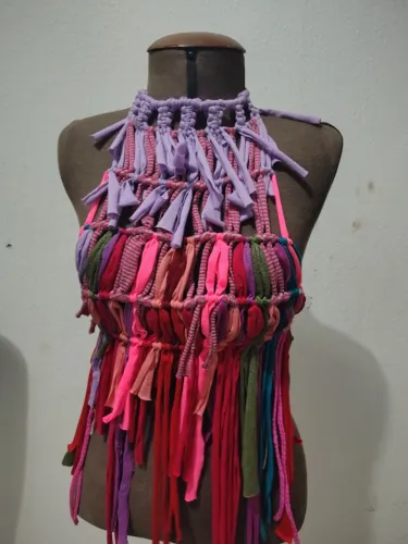Blusa artesanal