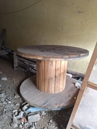 Carretel madeira rustica para fazer mesa / enfeite com 1,25mts