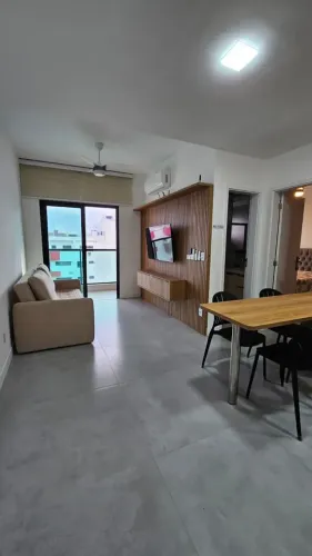 Imóvel para aluguel tem 51 metros quadrados com 1 quarto em Centro - Cabo Frio - RJ