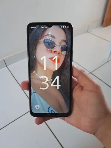 Venda imediata Celular 300,00