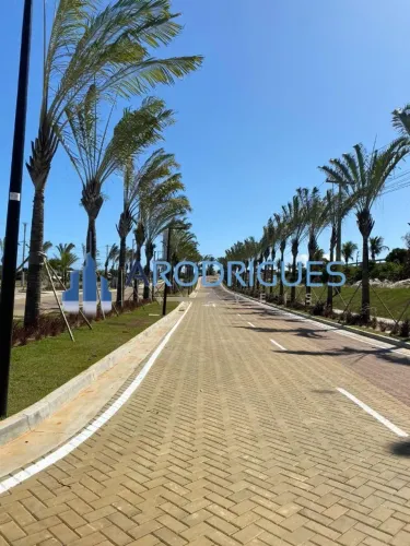 Terreno à Venda em Alphaville Guarajuba - Frente Mar e Rio - 925,68m² - Oportunidade Alto 